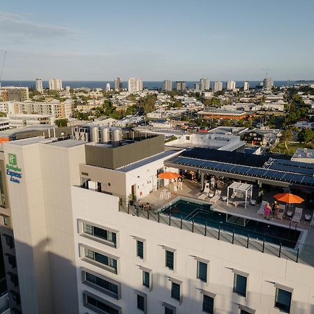 Holiday Inn Express & Suites Sunshine Coast By Ihg Маручидор Екстериор снимка